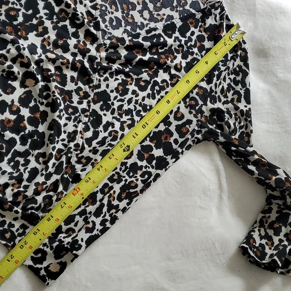 Blousy leopard print top - Picture 7 of 8